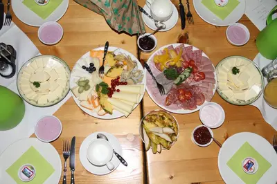 Essen in der Ferienwohnung oder in der Nähe