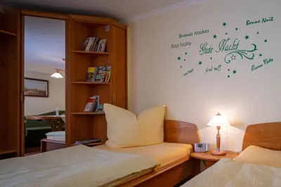 Ein Bett oder Betten in einem Zimmer der Unterkunft Ferienwohnung Kopprasch