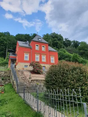 Ein Garten an der Unterkunft Ferienwohnung 