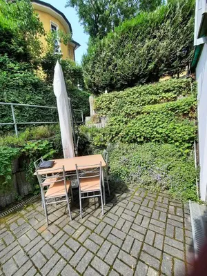 Ein Garten an der Unterkunft Ferienapartment LeMi