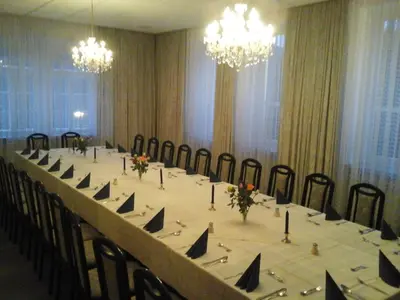 Der Geschäftsbereich oder Konferenzraum in der Unterkunft Hotel Lindenhof