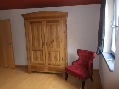 Ein Sitzbereich in der Unterkunft Ferienwohnung Himmel und Hölle