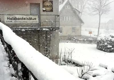 Wohnen beim Kunsthandwerker im Winter