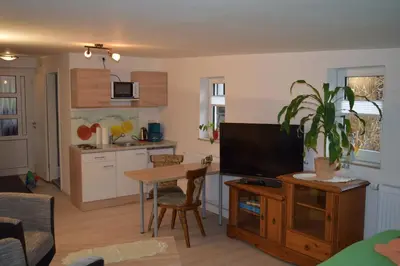 Küche/Küchenzeile in der Unterkunft Ferienwohnung Seebachstr.