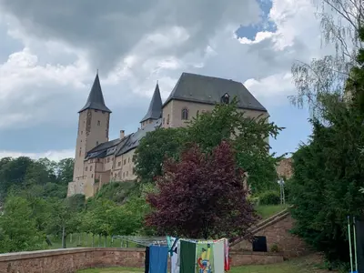 Das Gebäude in dem sich die Ferienwohnung befindet