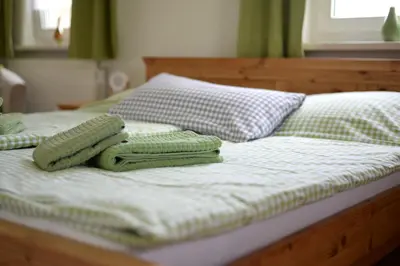Ein Bett oder Betten in einem Zimmer der Unterkunft Gasthaus & Pension Zirkelstein