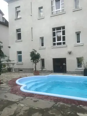 Der Swimmingpool an oder in der Nähe von Pension Chevermeto