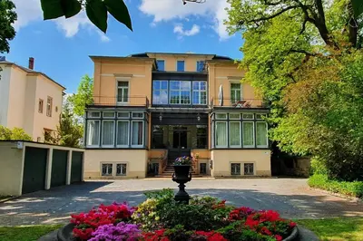 Ein Garten an der Unterkunft Ferienwohnung Villa Haniel Oskar
