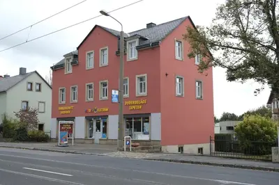 Das Gebäude in dem sich die Ferienwohnung befindet