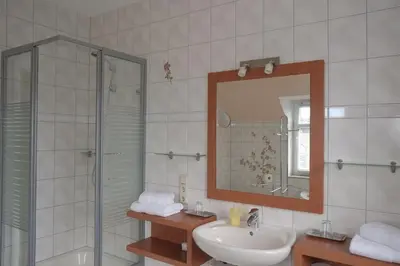Ein Badezimmer in der Unterkunft Gästewohnung Elström