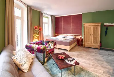 Ein Bett oder Betten in einem Zimmer der Unterkunft Übernachtenindresden