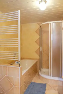 Ein Badezimmer in der Unterkunft Ferienhaus Stiller Fritz