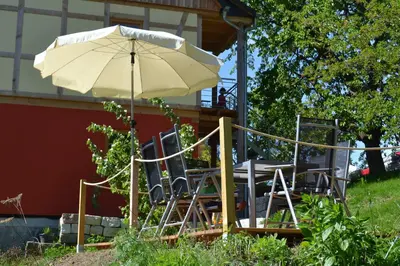 Ein Garten an der Unterkunft Ferienwohnung Brox