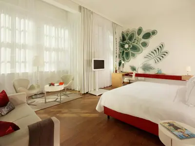 Ein Bett oder Betten in einem Zimmer der Unterkunft HYPERION Hotel Dresden Am Schloss