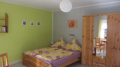 Ein Bett oder Betten in einem Zimmer der Unterkunft Fewo Jahn