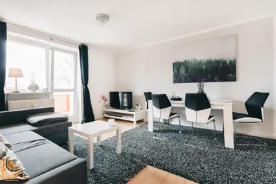 Ein Sitzbereich in der Unterkunft Schlummi gemütliche zentrale & saubere Wohnung