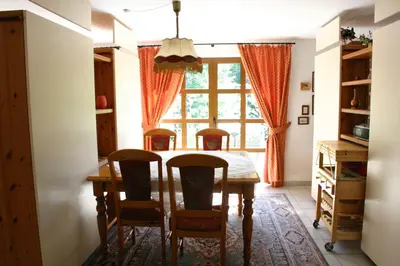 Ein Sitzbereich in der Unterkunft Ferienwohnung Erzgebirge