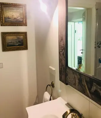 Ein Badezimmer in der Unterkunft Blockhaus im Kuckuckswinkel