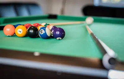 Ein Billardtisch in der Unterkunft Buri Island