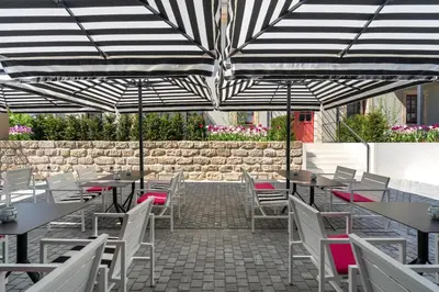 Ein Restaurant oder anderes Speiselokal in der Unterkunft Laurichhof