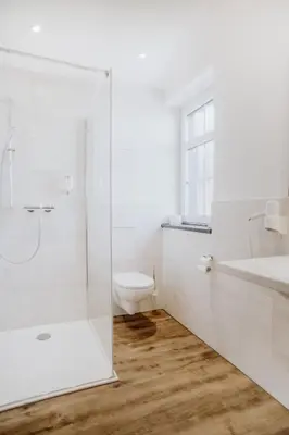 Ein Badezimmer in der Unterkunft Hotel Frauensteiner Hof