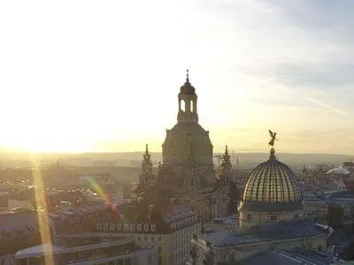 Blick auf den Sonnenuntergang/Sonnenaufgang von der Ferienwohnung aus oder aus der Nähe