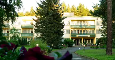 Ein Garten an der Unterkunft Hotel Albrechtshof Gohrisch