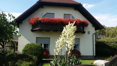 Ein Garten an der Unterkunft Studio Orchidee
