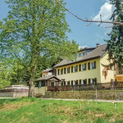 Awesome Apartment In Freiberg With Wifi