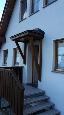 Das Gebäude in dem sich die Ferienwohnung befindet