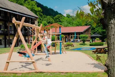 Ein Kinderspielbereich in der Unterkunft Aktiv-Hotel Stock & Stein