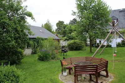 Ein Garten an der Unterkunft Ferienwohnung Neubert