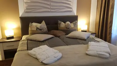 Ein Bett oder Betten in einem Zimmer der Unterkunft Pension Hoefti