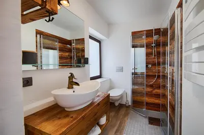 Ein Badezimmer in der Unterkunft Sennerhütte Landhotel