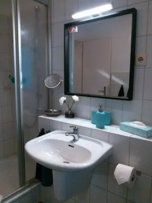 Ein Badezimmer in der Unterkunft Ferienwohnung Dr. Vera Schmidt