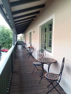 Ein Balkon oder eine Terrasse in der Unterkunft Wirtshaus Sonnenhof