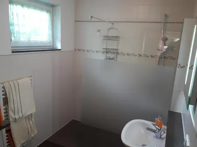 Ein Badezimmer in der Unterkunft Ferienwohnung Am Rauenstein