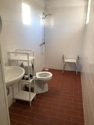 Ein Badezimmer in der Unterkunft Gasthaus Ruebenau