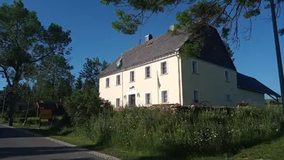 Das Gebäude in dem sich das Bed & Breakfast befindet