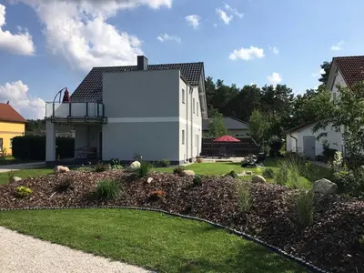 Ein Garten an der Unterkunft Ferienhaus 