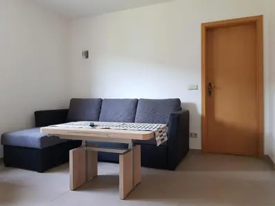 Ein Sitzbereich in der Unterkunft Ferienwohnung Fischer