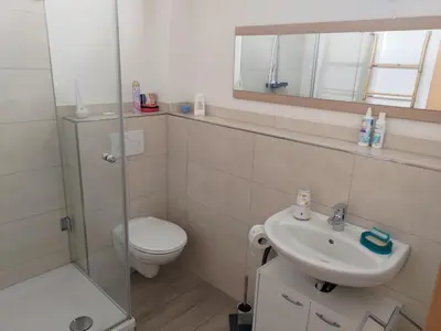 Ein Badezimmer in der Unterkunft Ferienwohnung Oertel - [#121787]