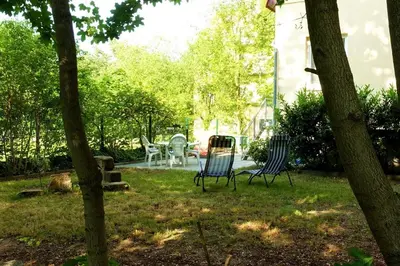 Ein Garten an der Unterkunft Campus Apartment Anton