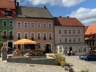 Das Gebäude in dem sich das Hotel befindet