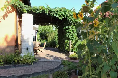 Ein Garten an der Unterkunft Ferienhaus Erika
