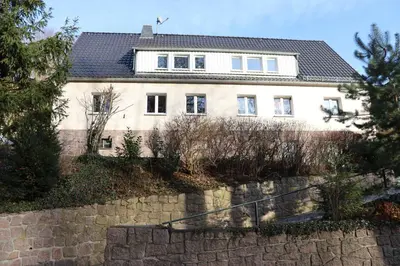 Das Gebäude in dem sich die Ferienwohnung befindet