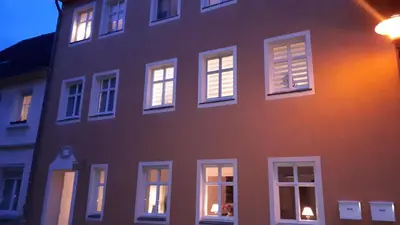 Das Gebäude in dem sich die Ferienwohnung befindet