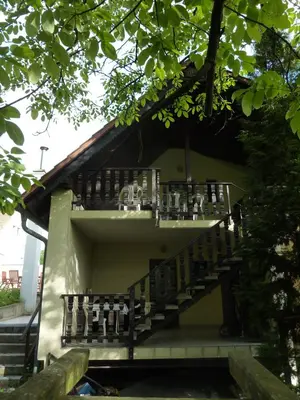 Ein Balkon oder eine Terrasse in der Unterkunft Gästehaus Gauernitzer Hof