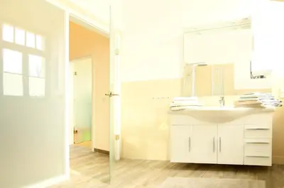 Ein Badezimmer in der Unterkunft Kaitzbach-Idylle