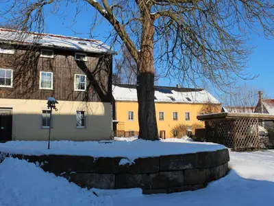 Wohnung in Weibig mit Garten im Winter